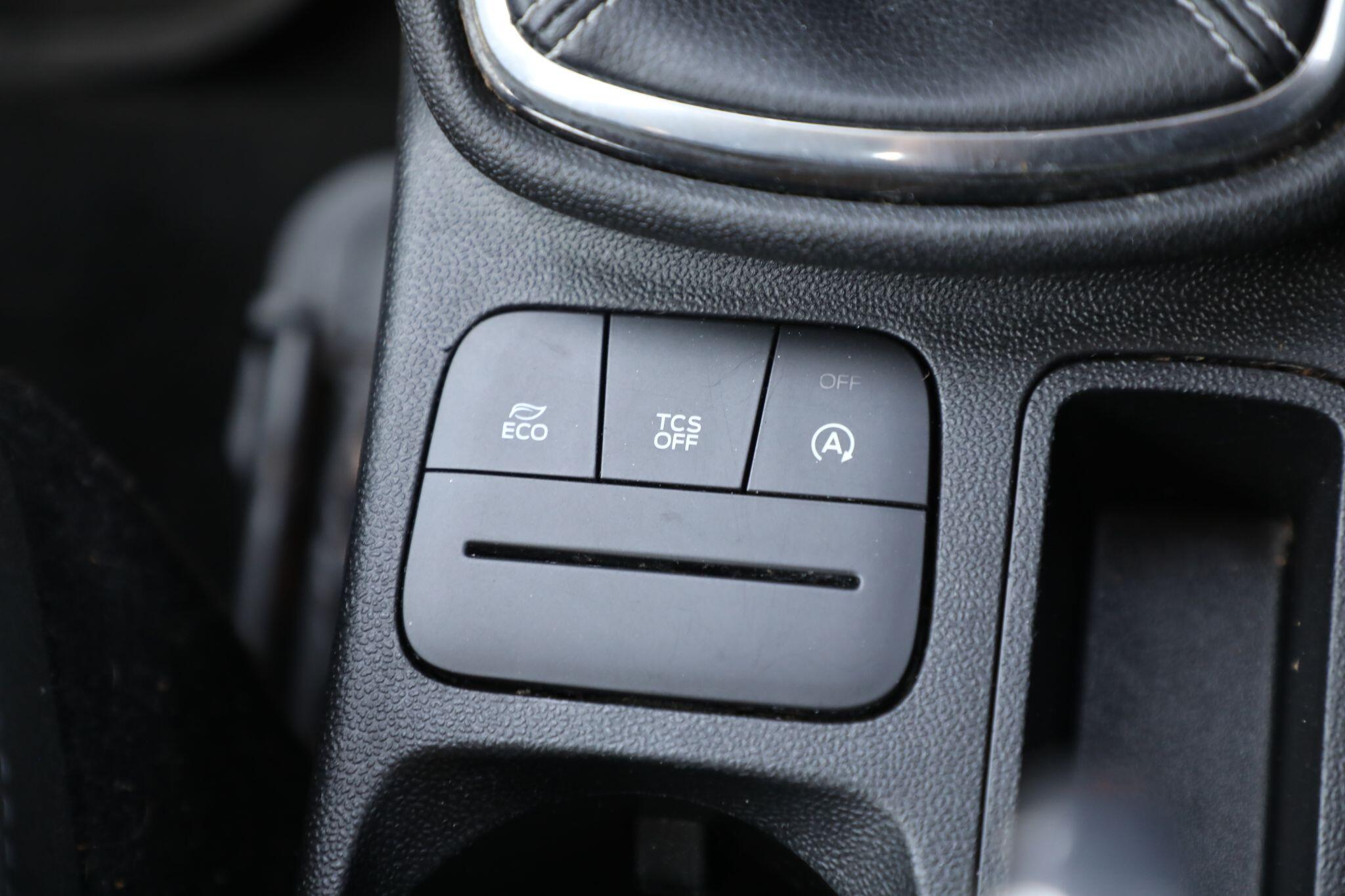 Large vehicle image